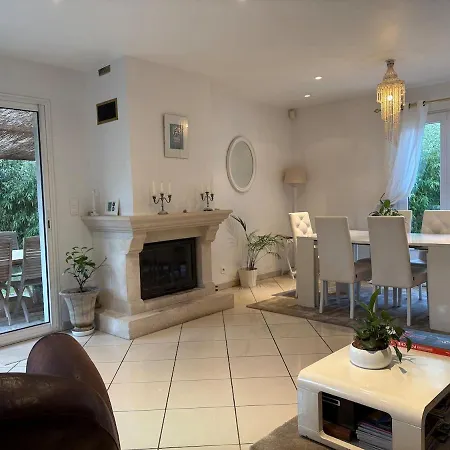 Belle Maison 3 K M De Paris Cachan